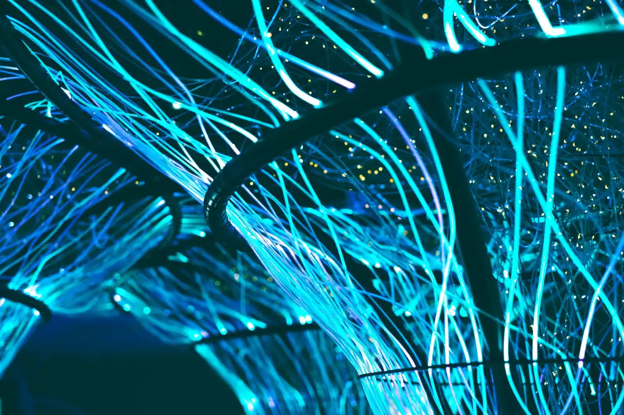 2025年企业宣传片制作技术升级趋势与重庆影视行业应对策略